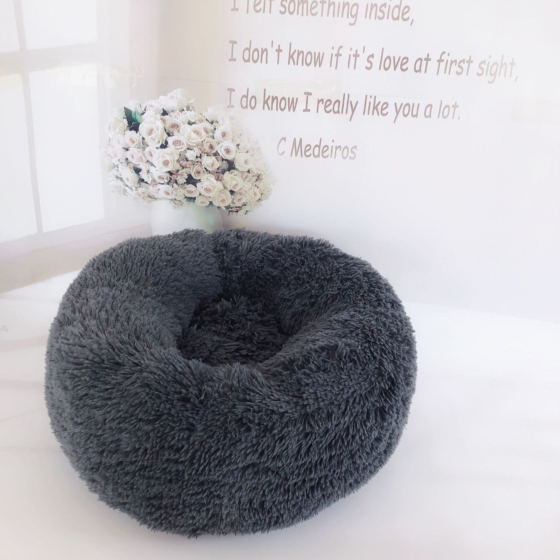 VelvetPaws™ Plush Donut Pet Bed