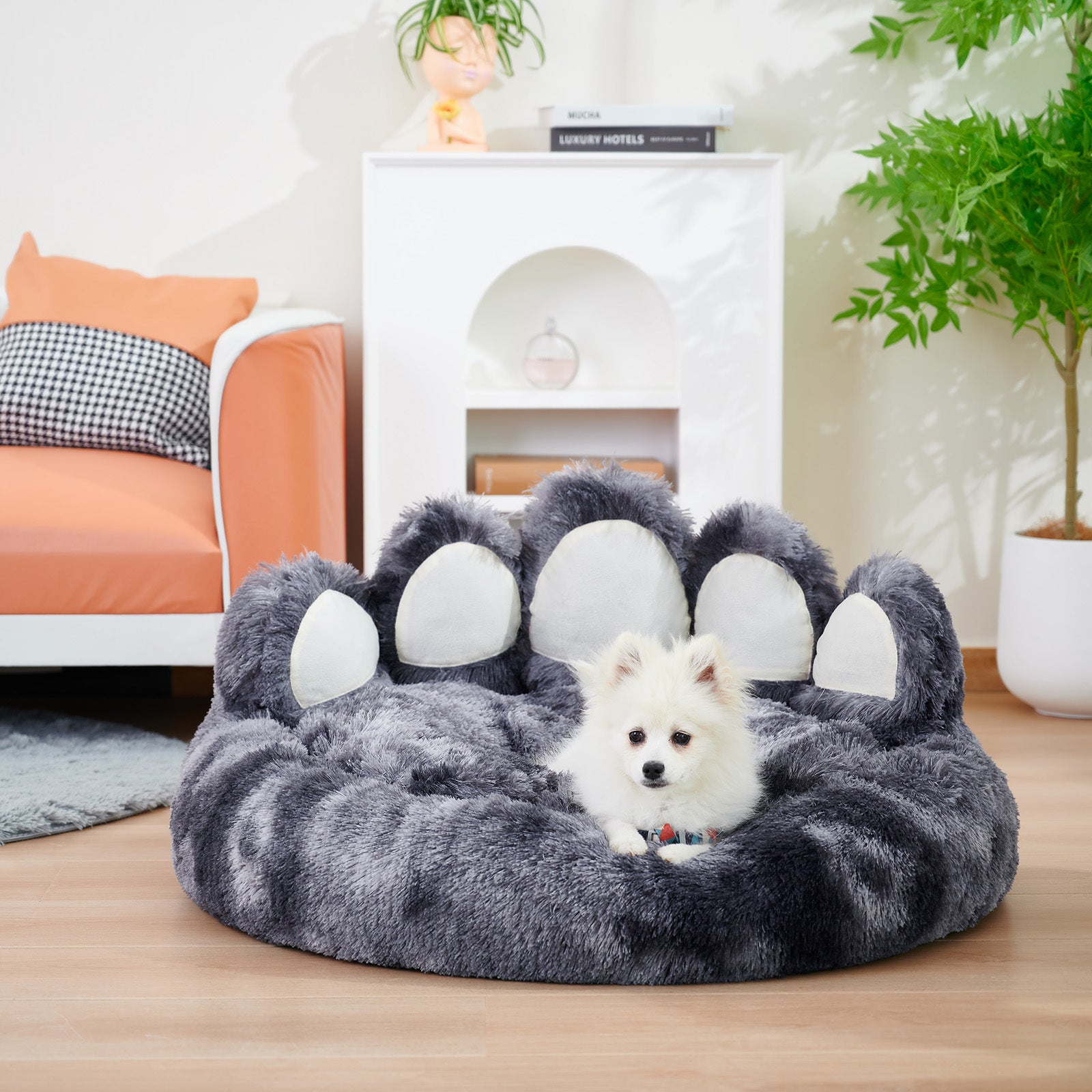 VelvetPaws™ Bear Paw Plush Bed – Cozy Decorative Pet Nest