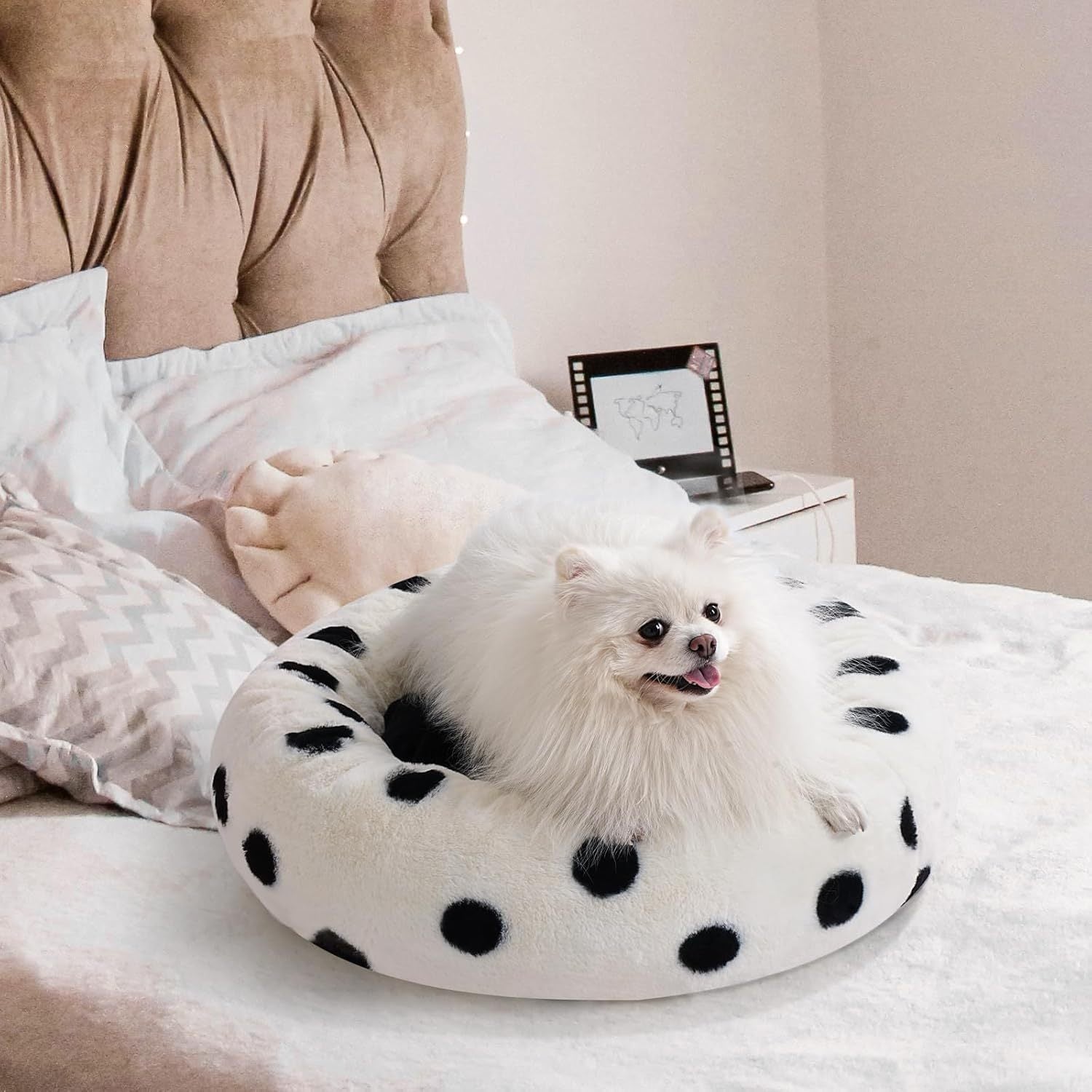 VelvetPaws™ Donut Cat Bed – 23” Plush Round Bed for Cats & Small Dogs | Washable, Fluffy, and Non-Slip
